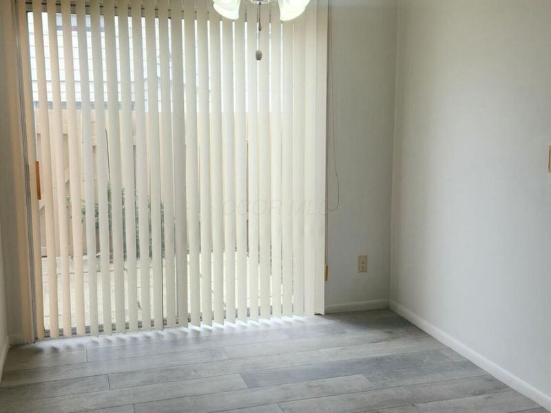 3812 Charbonnett Court, Unit 4E, Columbus, OH 43232 Photo 7