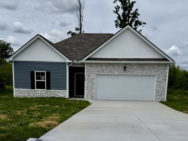 1206 Euclid Dr, Murfreesboro, TN 37127