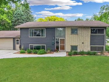 503 Washington Avenue, Marshall, MN 56258