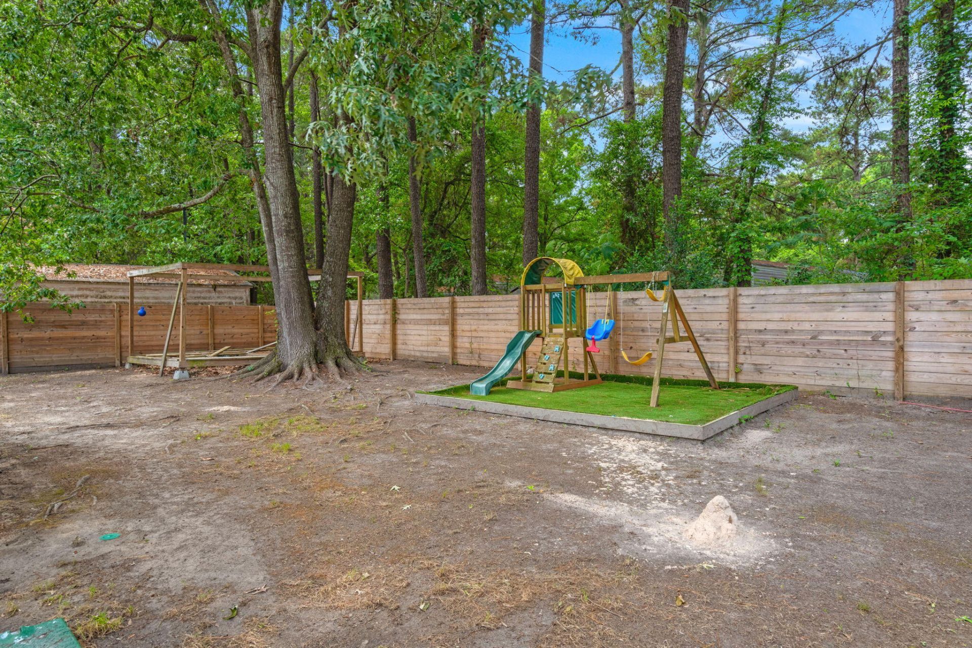313 Dorchester Manor Boulevard Photo 23
