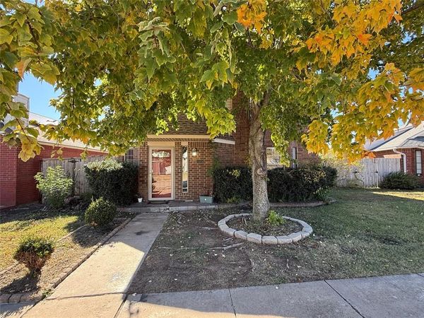 1404 SW 22nd Street, Moore, OK 73170