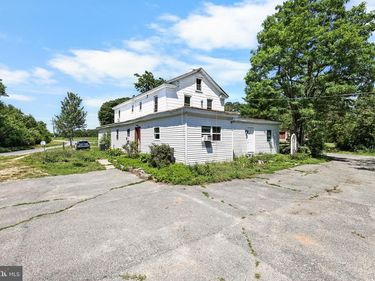 3991 DUNBROOKE ROAD, TAPPAHANNOCK, VA 22560