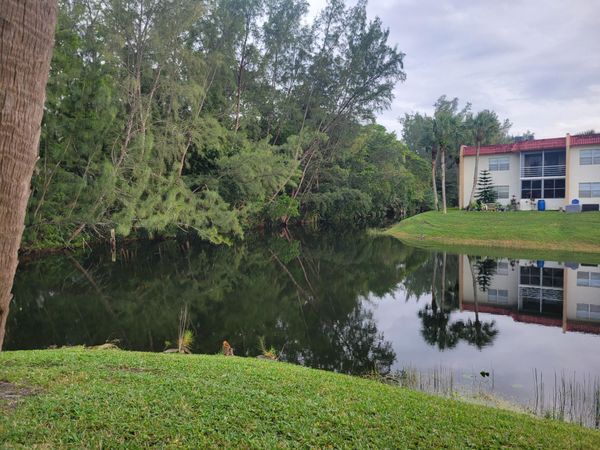 356 Lake Dora Drive, West Palm Beach, FL 33411