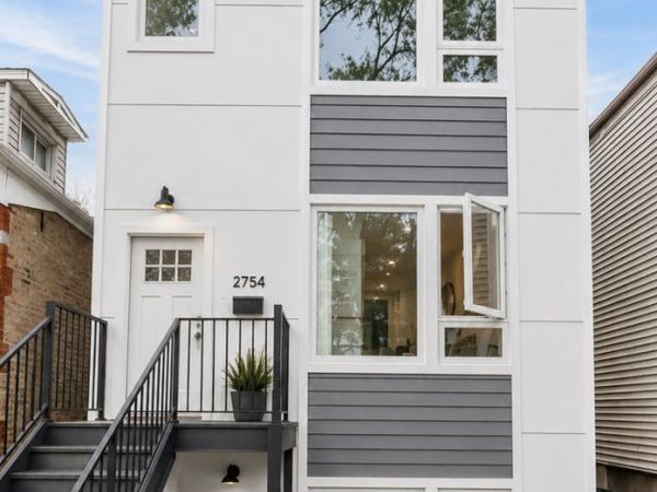 2611 W 21 Street , Chicago, IL 60608