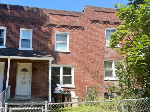 728 S PLUM STREET, LANCASTER, PA 17602