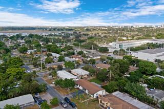 512 NE 12th Avenue, Pompano Beach, FL 33060 Photo