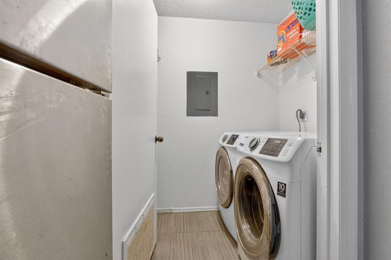 3705 SW 27th Street , Unit 326, Gainesville, FL 32608 Photo