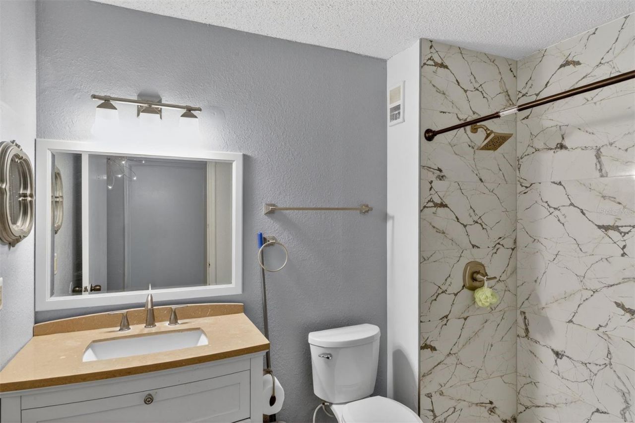 3705 SW 27th Street , Unit 326, Gainesville, FL 32608 Photo