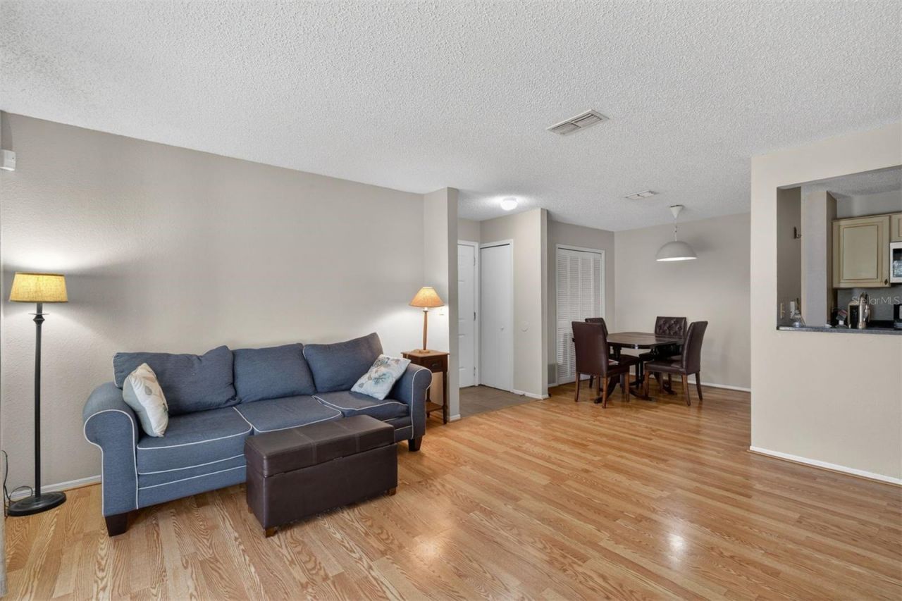 3705 SW 27th Street , Unit 326, Gainesville, FL 32608 Photo