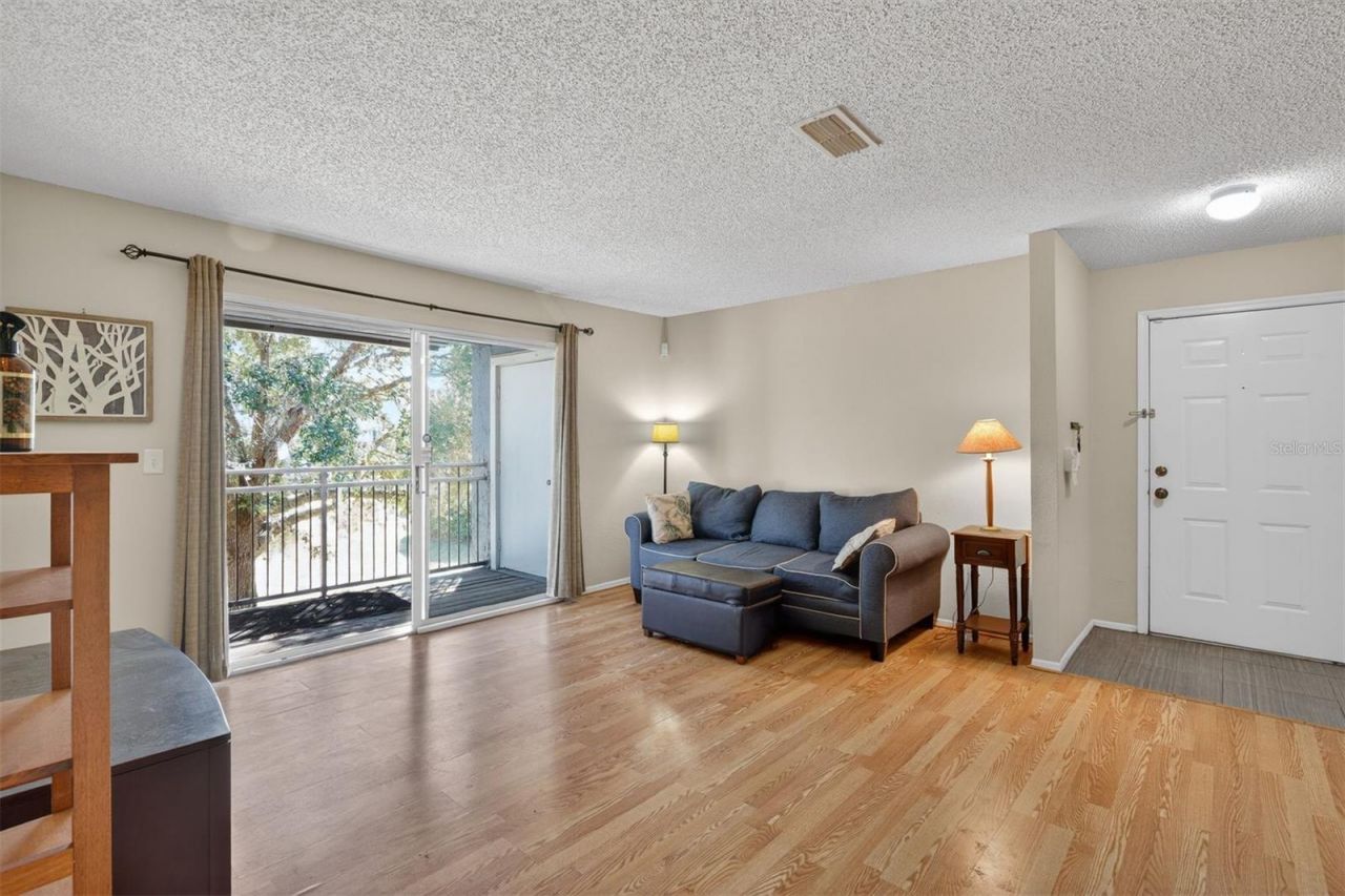 3705 SW 27th Street , Unit 326, Gainesville, FL 32608 Photo