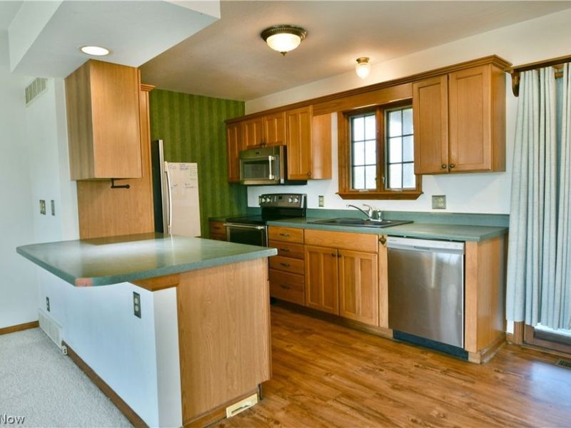 6525 Duck Creek Road, Berlin Center, OH 44401 Photo 10