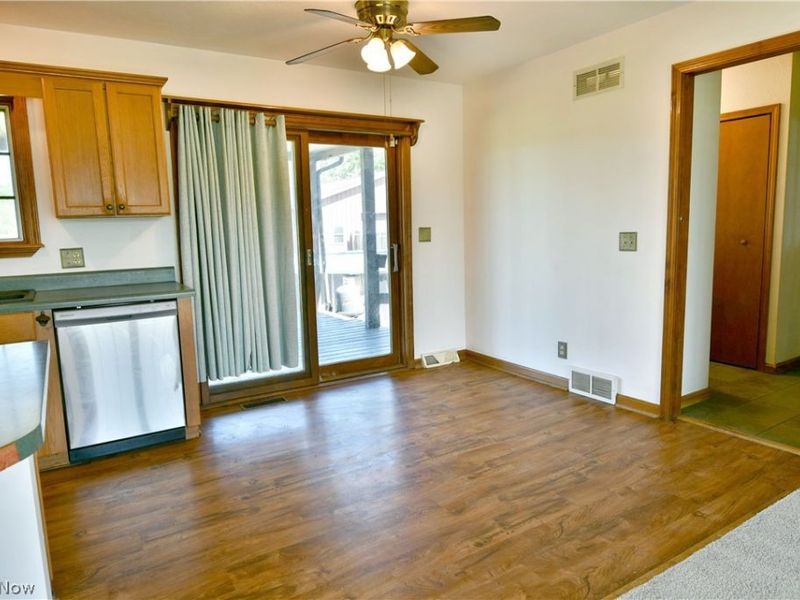 6525 Duck Creek Road, Berlin Center, OH 44401 Photo 8