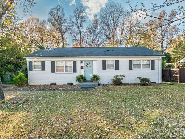 2333 Birchcrest Drive , Charlotte, NC 28205