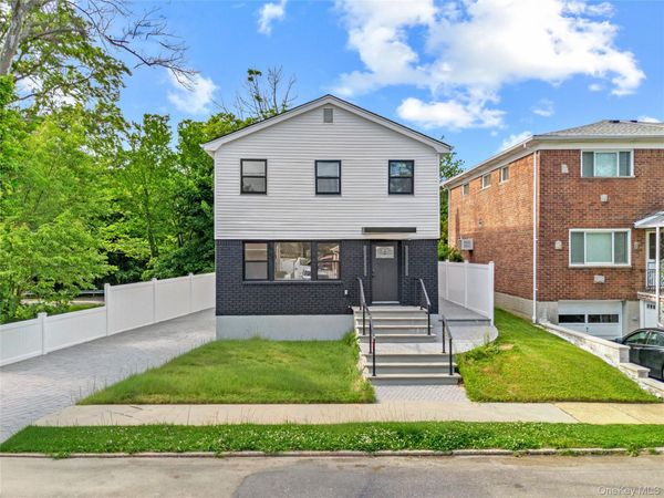 15703 Locke Avenue , Whitestone, NY 11357