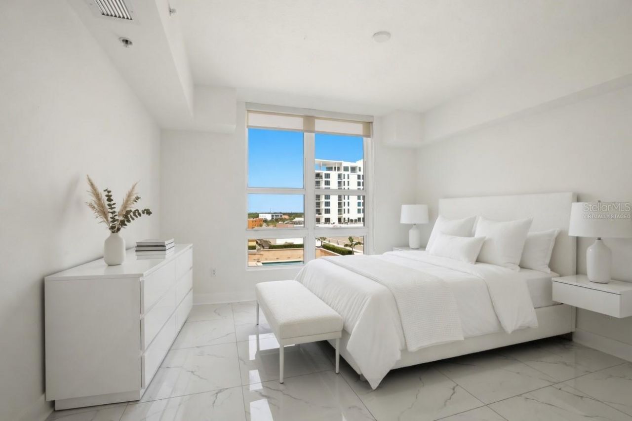 1350 Main Street , Unit 707, Sarasota, FL 34236 Photo