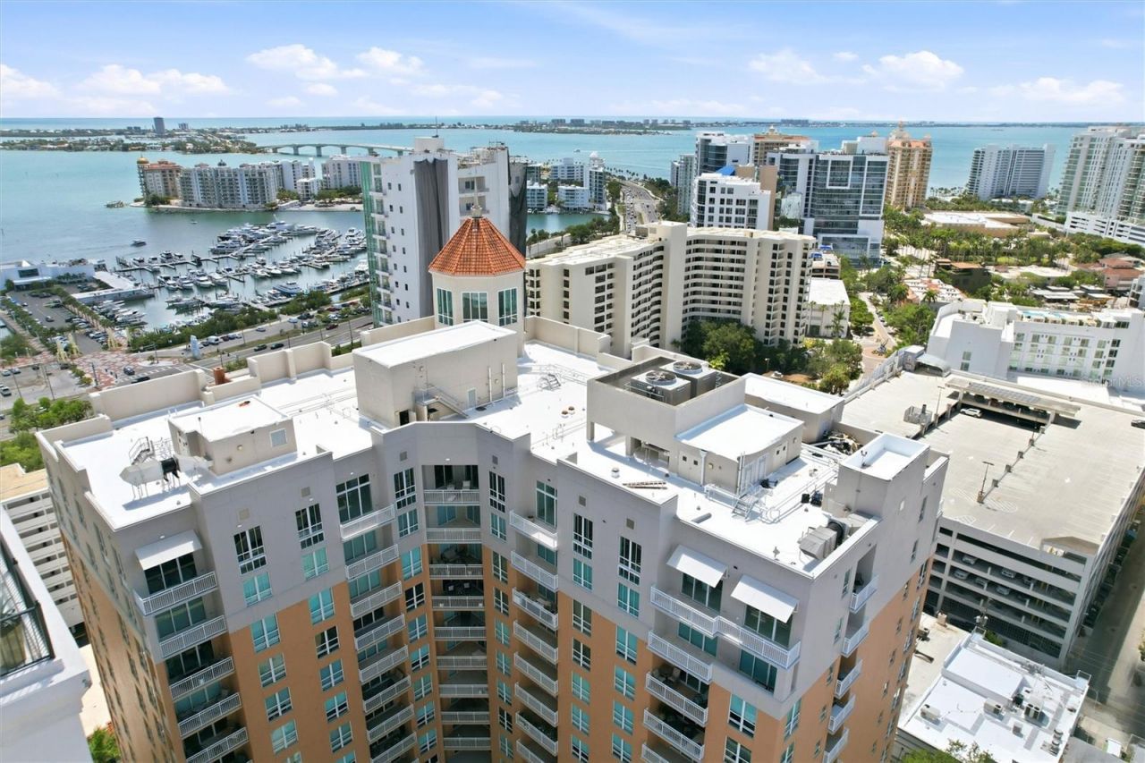 1350 Main Street , Unit 707, Sarasota, FL 34236 Photo