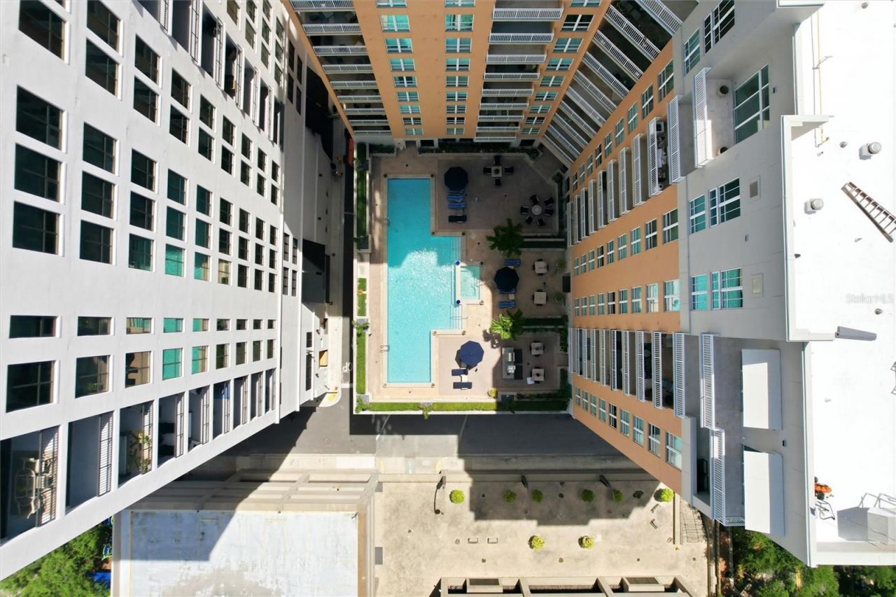 1350 Main Street , Unit 707, Sarasota, FL 34236 Photo