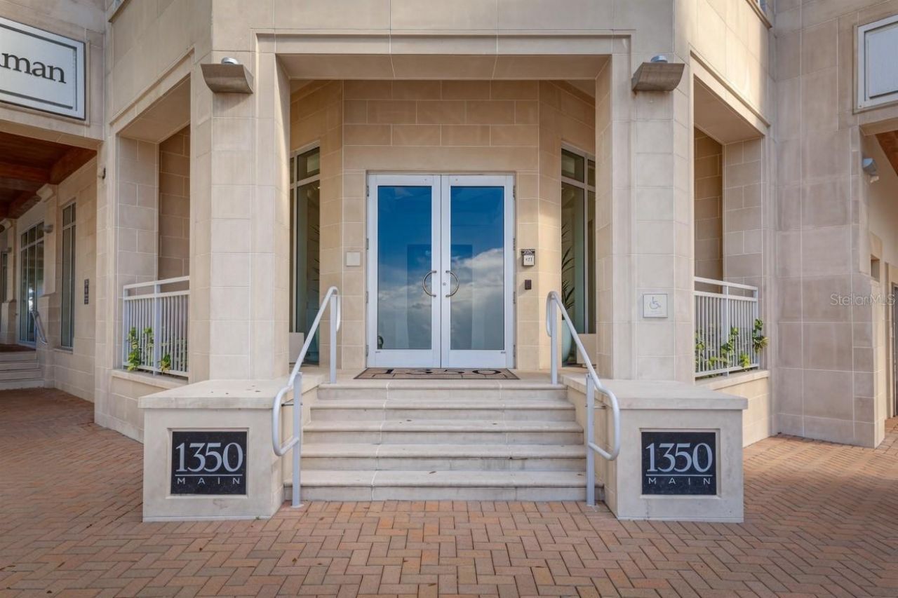 1350 Main Street , Unit 707, Sarasota, FL 34236 Photo