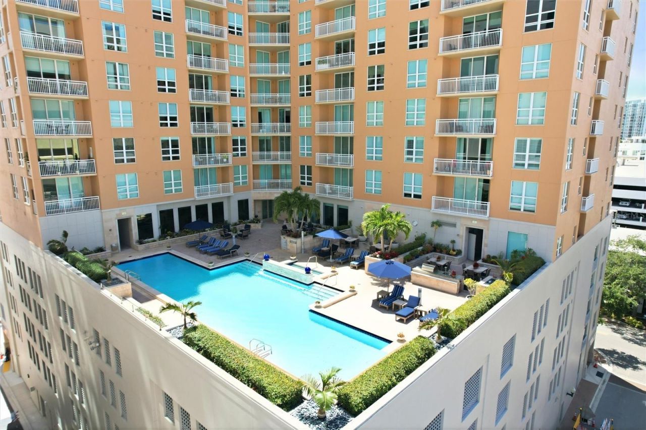 1350 Main Street , Unit 707, Sarasota, FL 34236 Photo