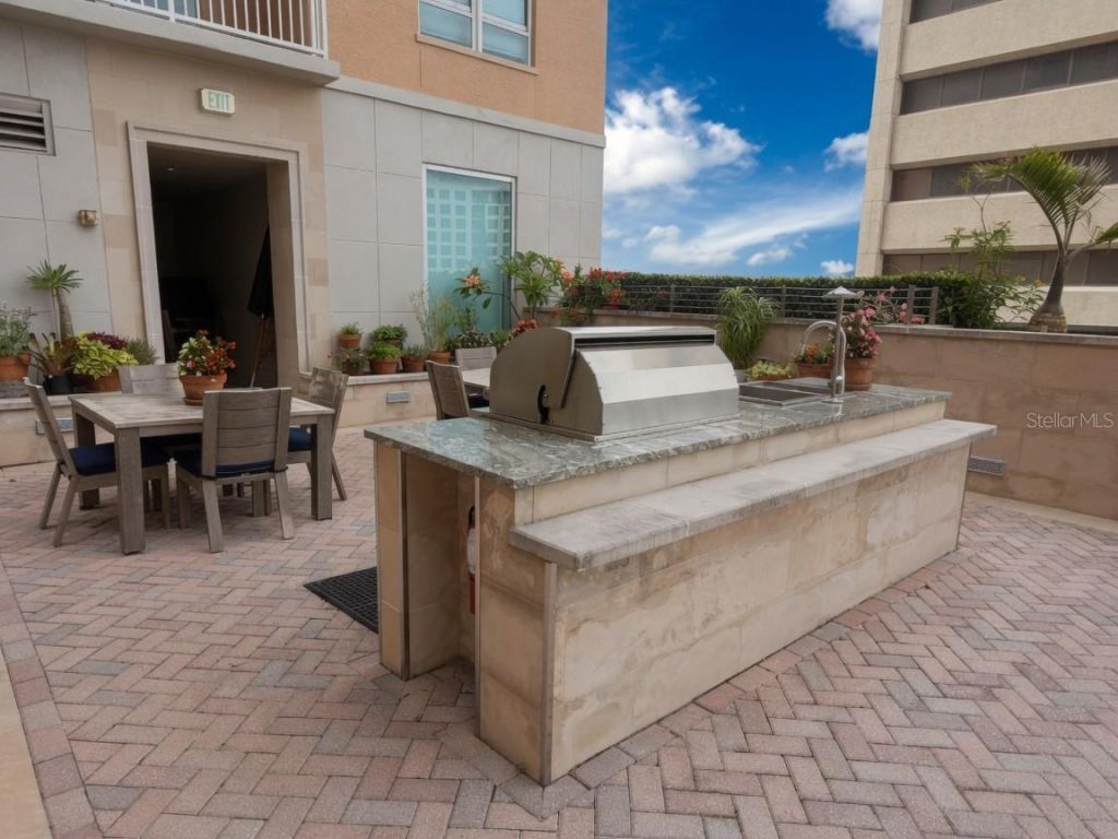 1350 Main Street , Unit 707, Sarasota, FL 34236 Photo