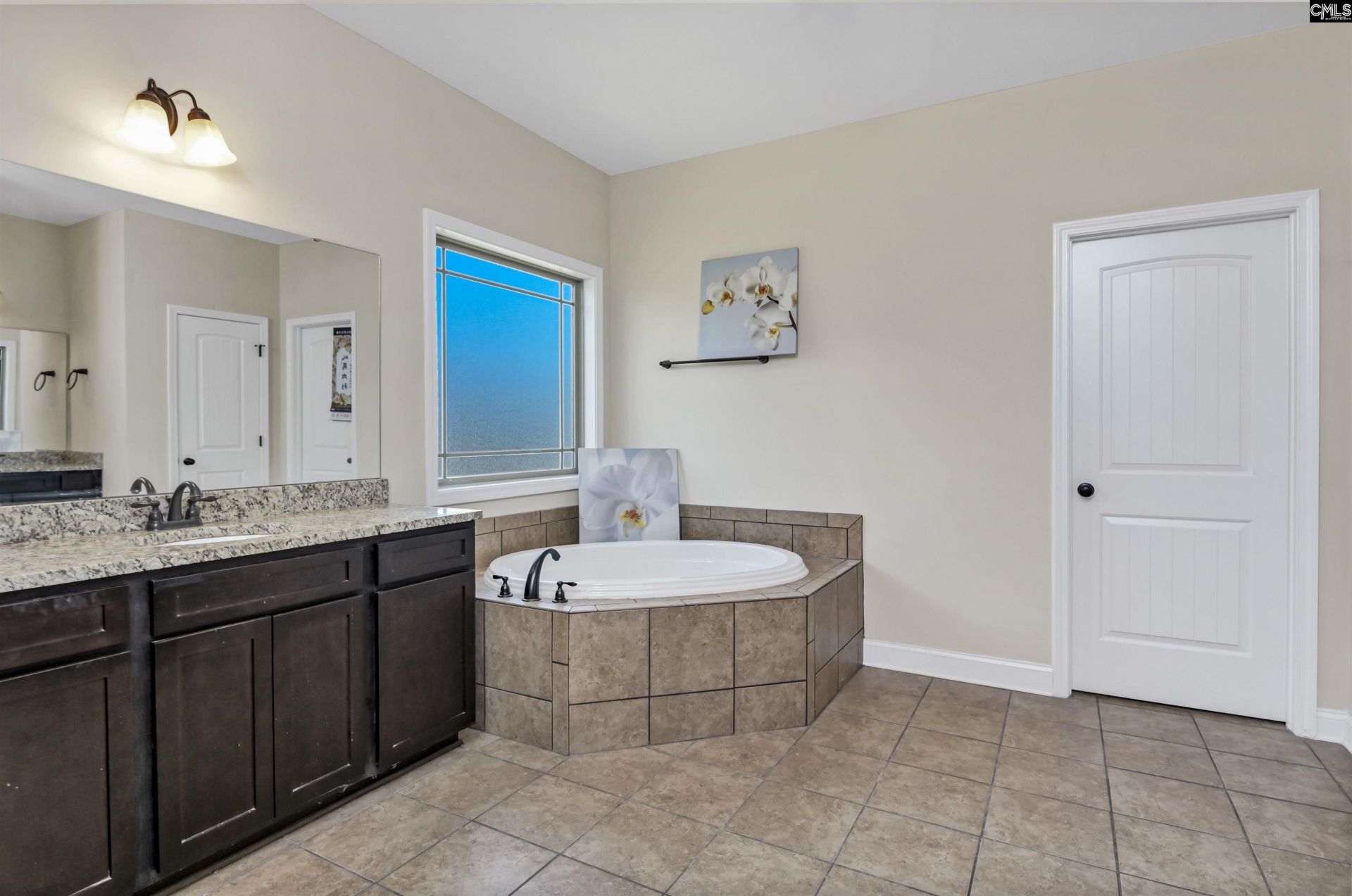 325 English Legend Drive  Photo 19