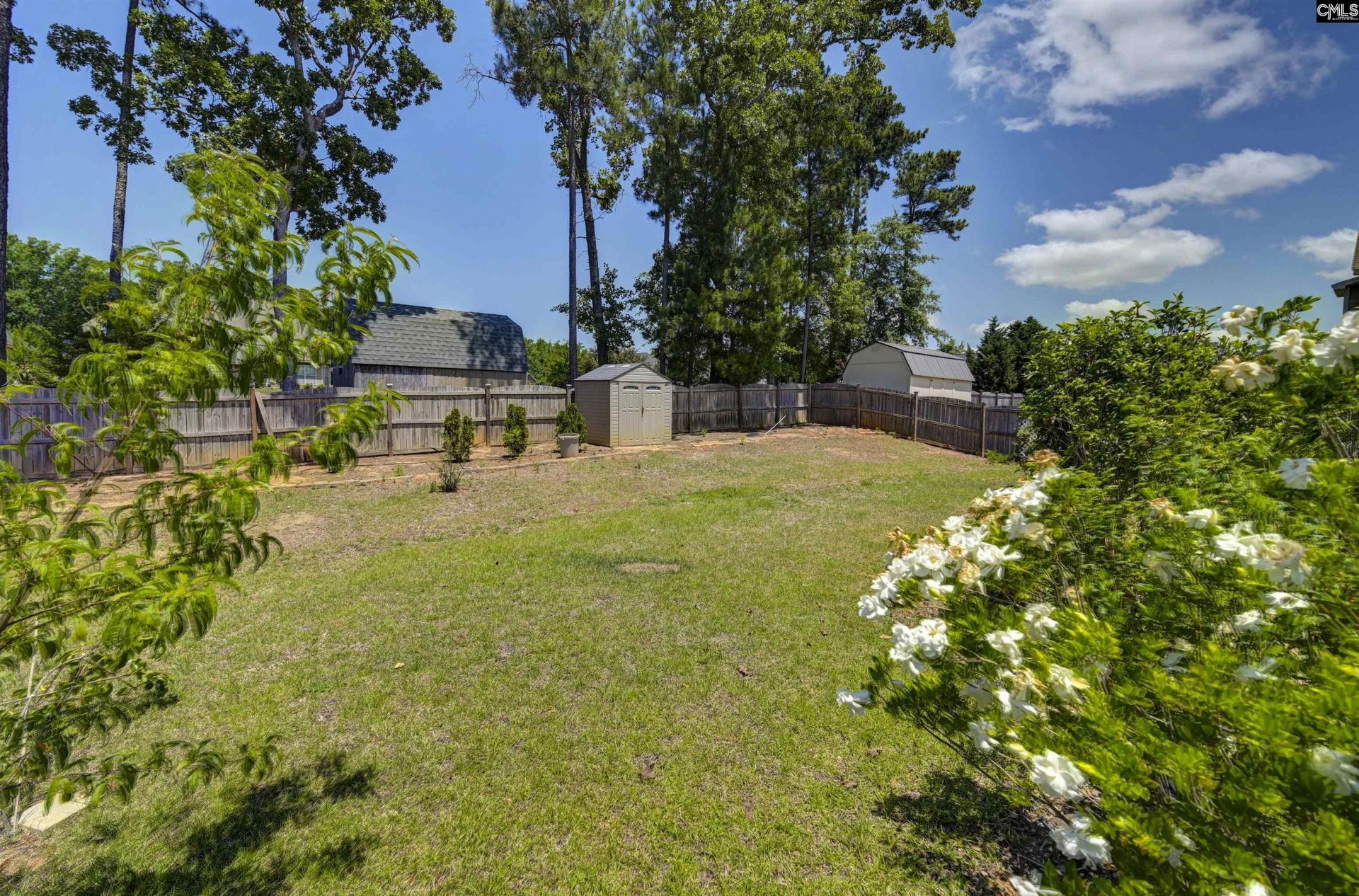 325 English Legend Drive  Photo 4