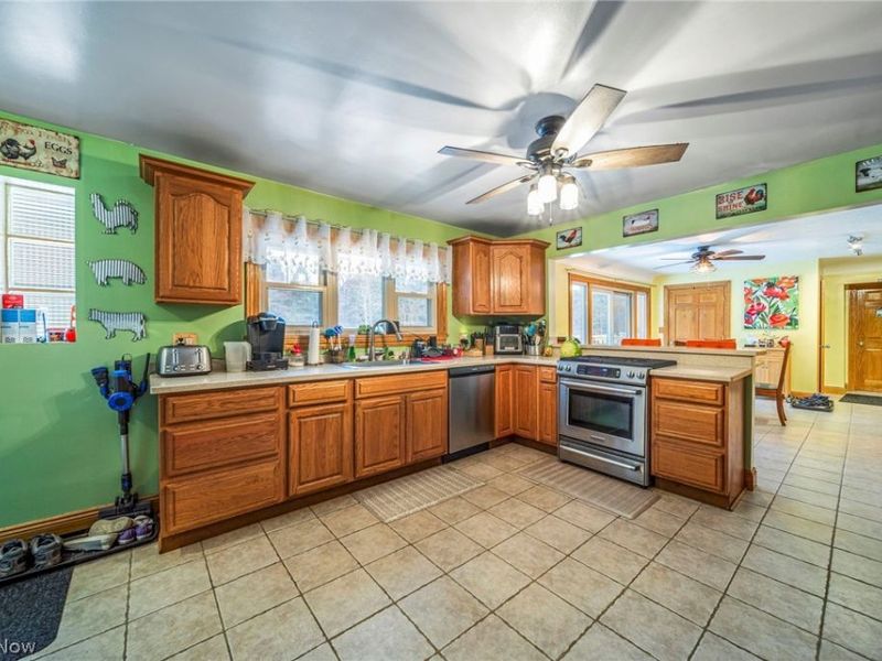 3832 Lake Road, Conneaut, OH 44030 Photo 17