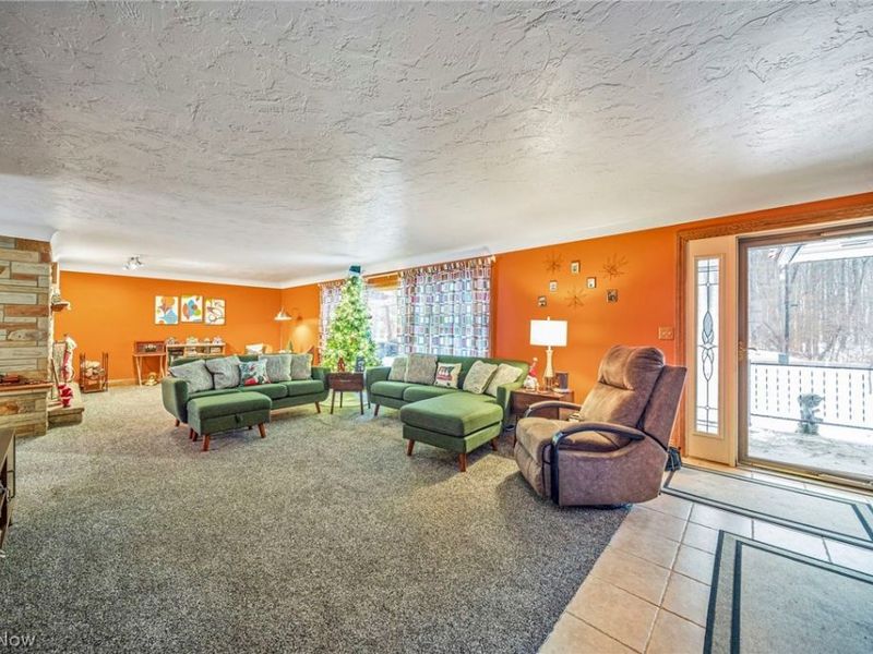 3832 Lake Road, Conneaut, OH 44030 Photo 7