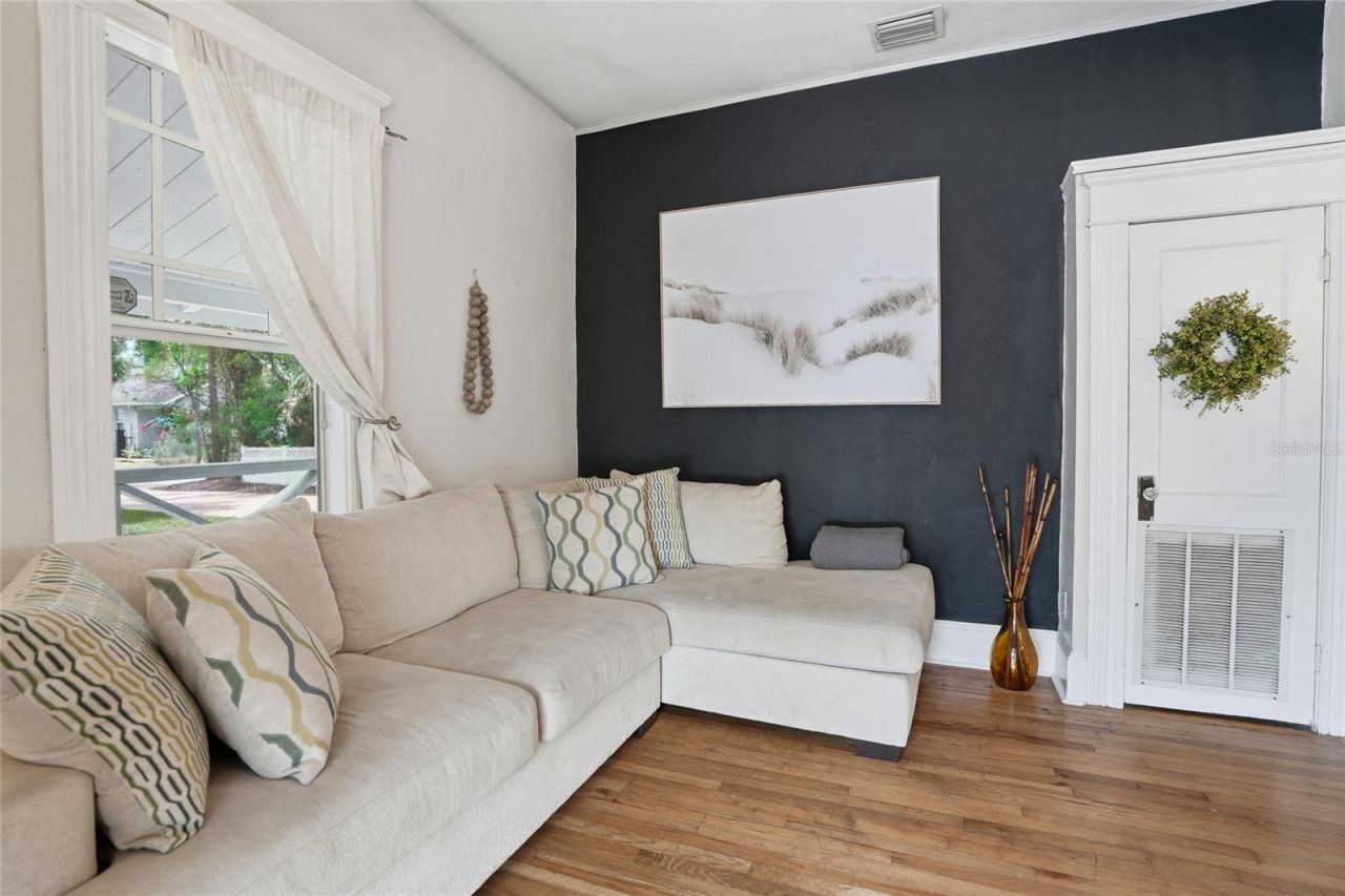 5602 N Ola Avenue , Tampa, FL 33604 Photo