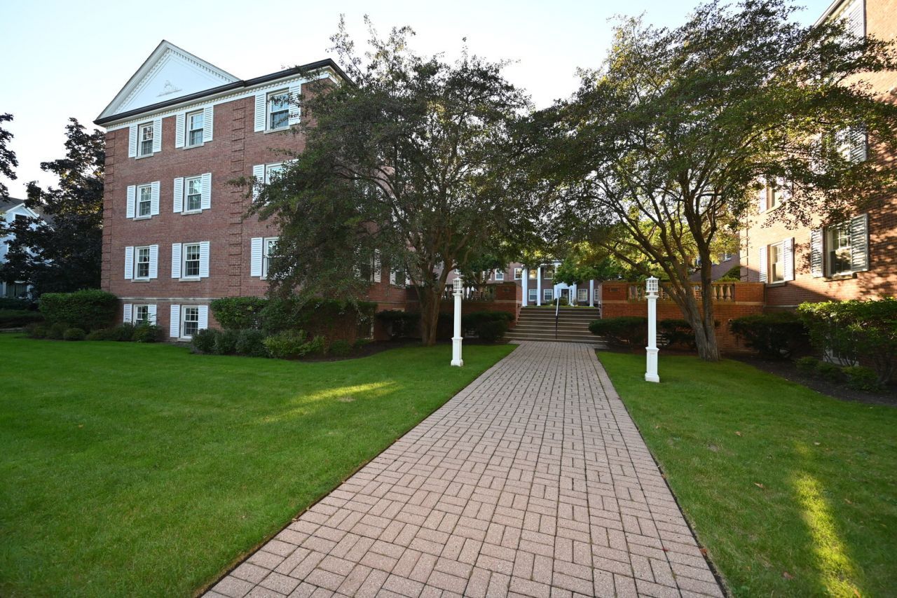 1402 Hinman Avenue , Unit 2E, Evanston, IL 60201 Main Photo