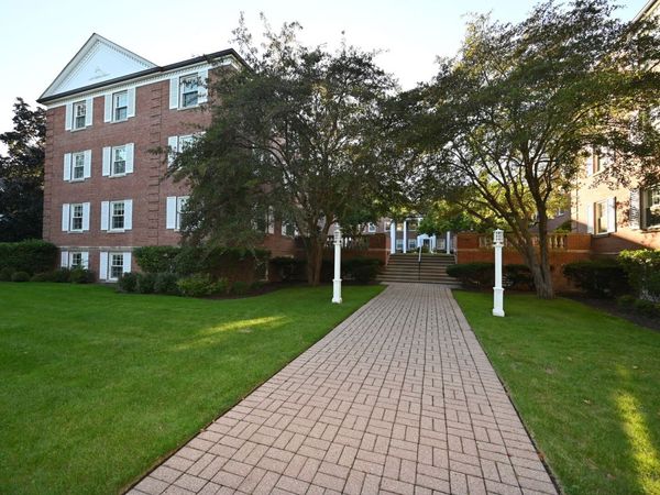 1402 HINMAN Avenue , Unit 2E, Evanston, IL 60201