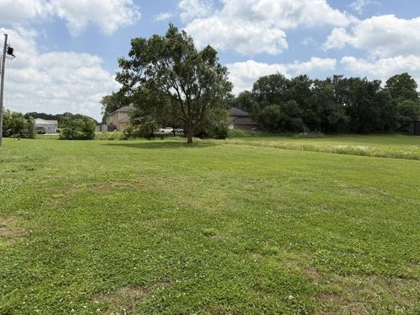 James Avenue , Gentry, AR 72734