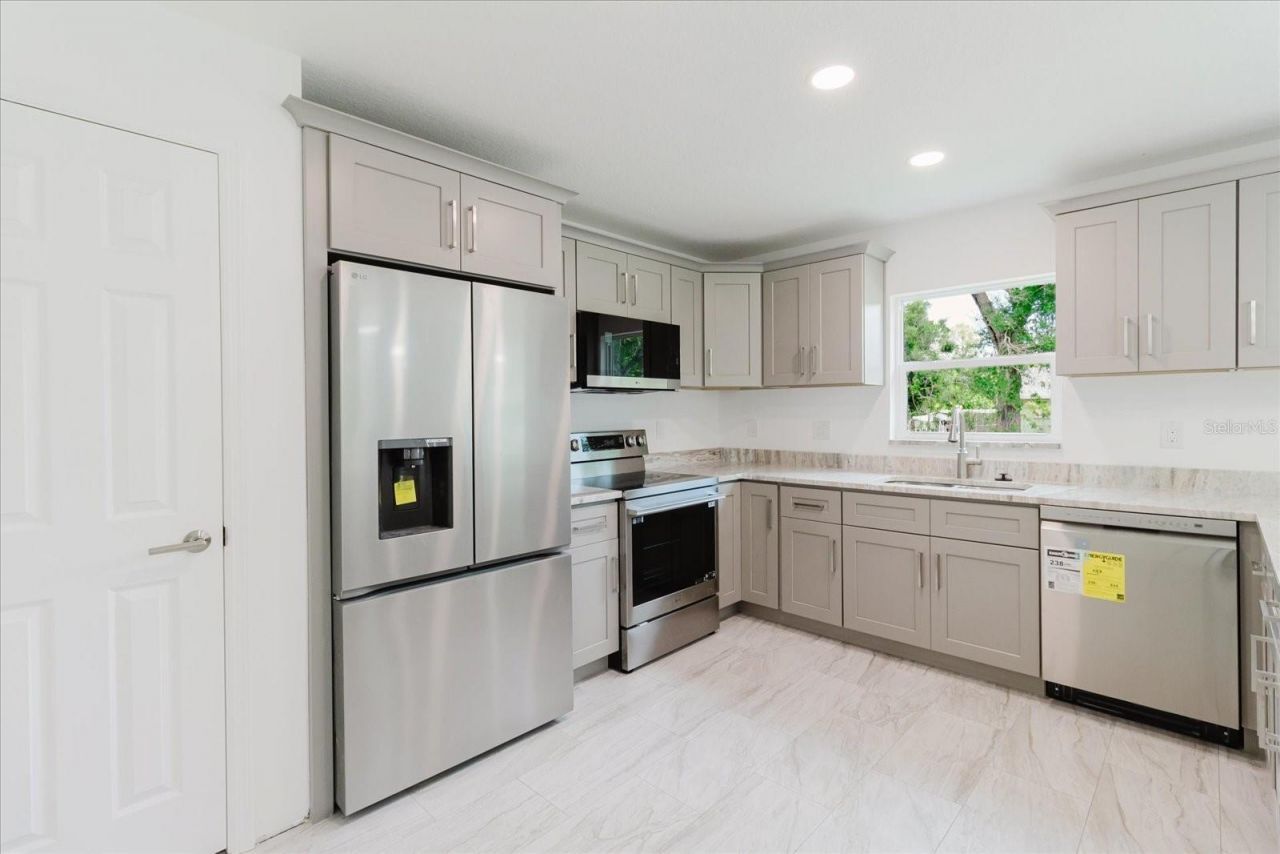 3128 12th Street Court E, Bradenton, FL 34208 Photo