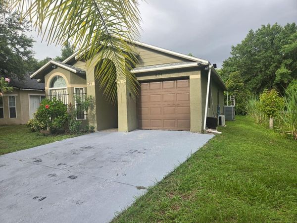 679 MIDORI STREET , ORLANDO, FL 32811