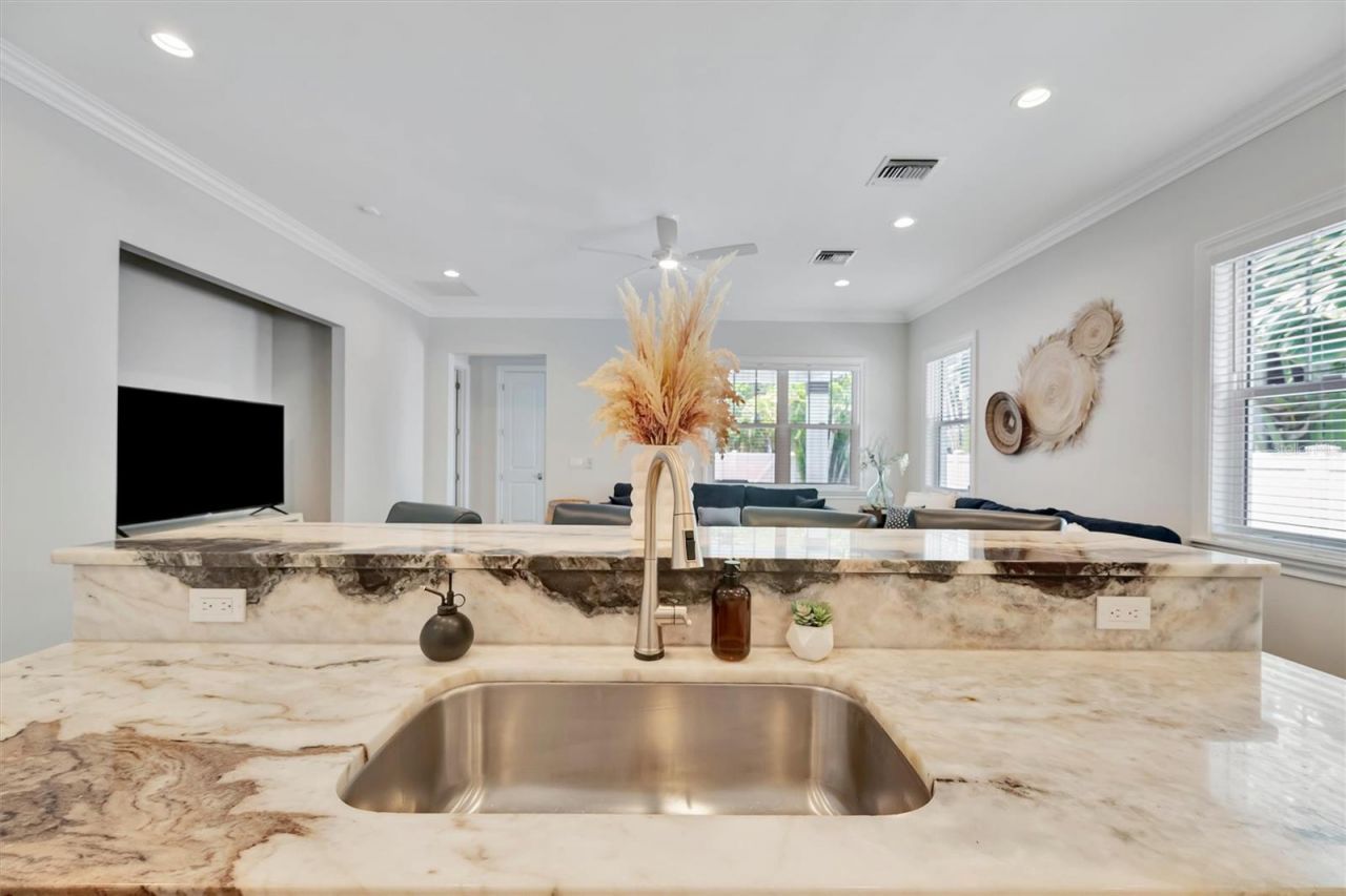 2517 4th Avenue S, Saint Petersburg, FL 33712 Photo