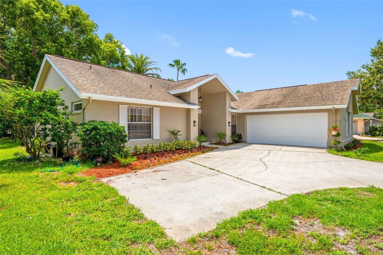 8741 Braxton Drive , Hudson, FL 34667 Photo