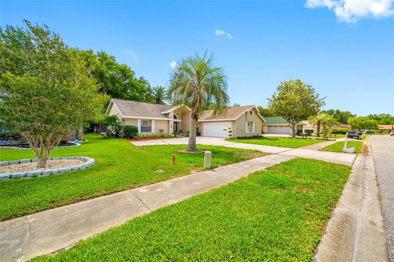 8741 Braxton Drive , Hudson, FL 34667 Photo