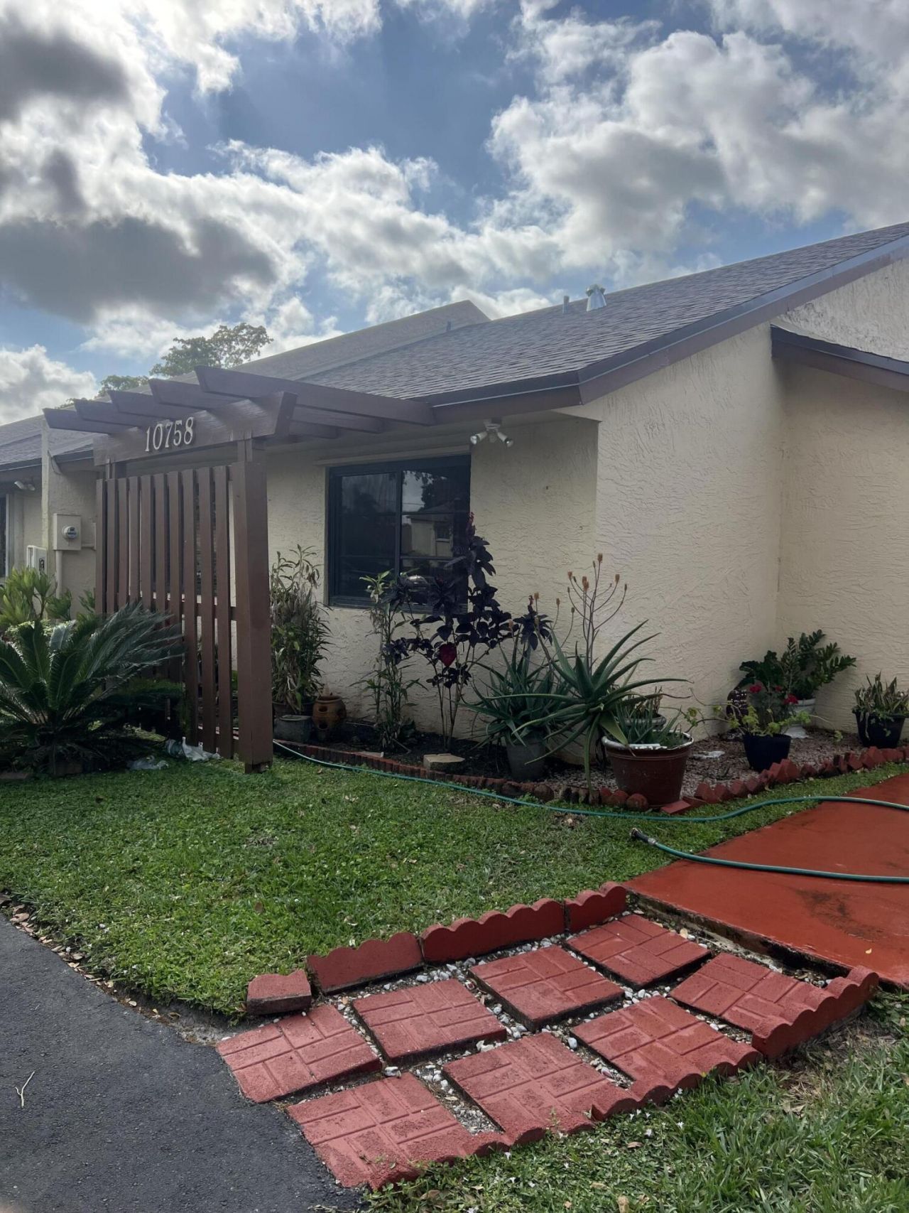 10758 NW 30th Place, Sunrise, FL 33322 Photo