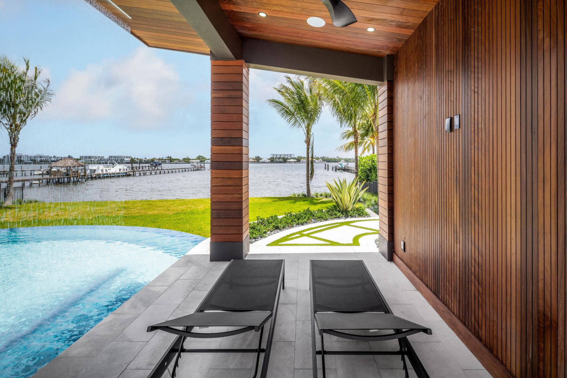 1708 N Lakeside Drive, Lake Worth Beach, FL 33460 Photo