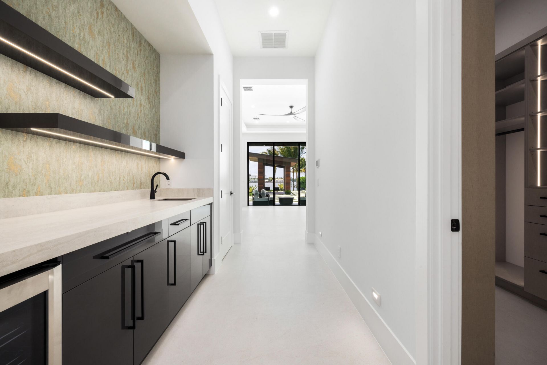1708 N Lakeside Drive, Lake Worth Beach, FL 33460 Photo