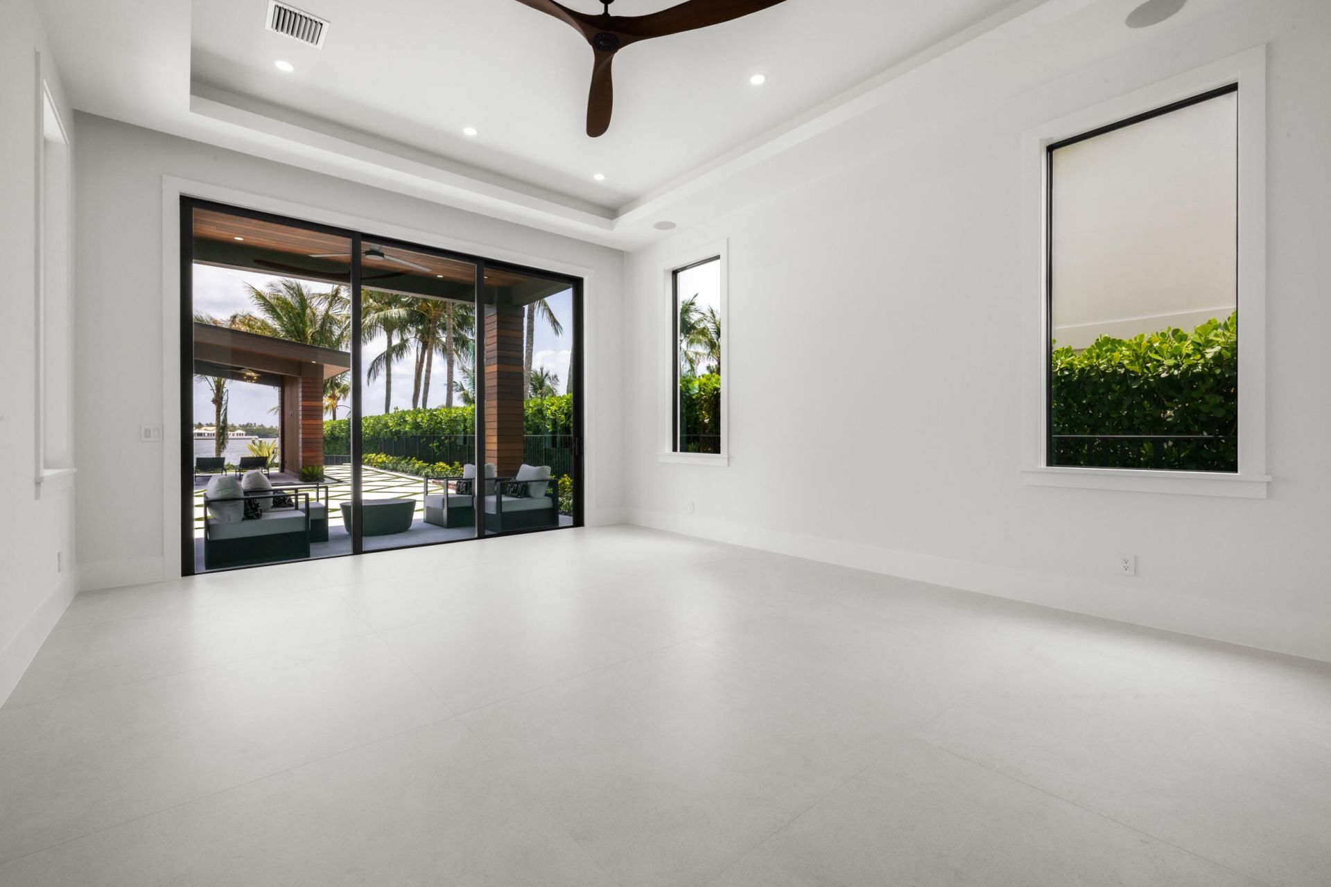 1708 N Lakeside Drive, Lake Worth Beach, FL 33460 Photo