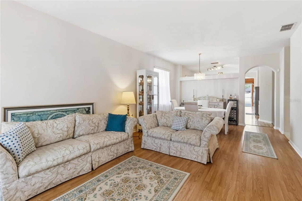 3203 Holland Dr , Orlando, FL 32825 Photo