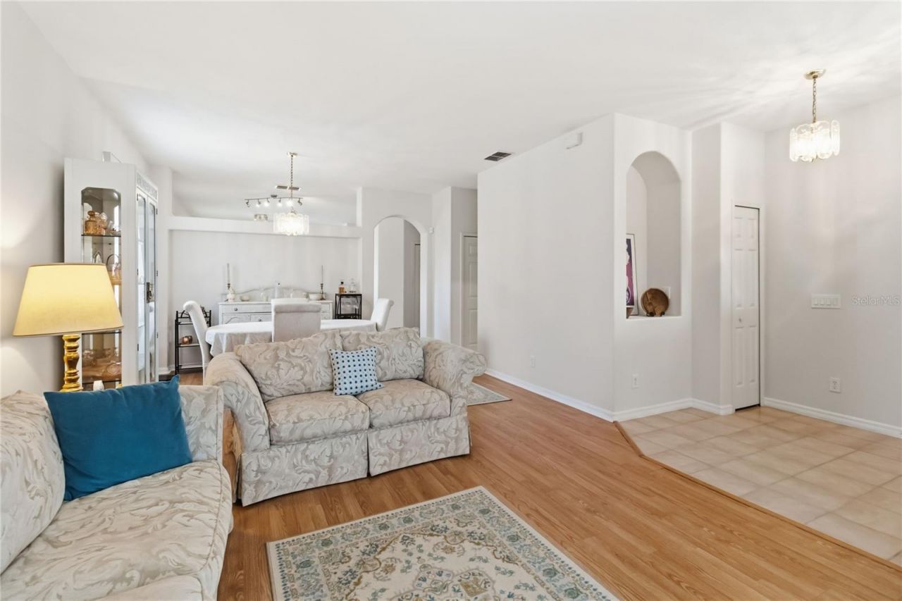 3203 Holland Dr , Orlando, FL 32825 Photo