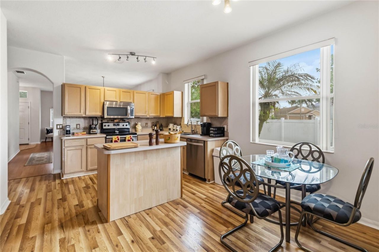 3203 Holland Dr , Orlando, FL 32825 Photo