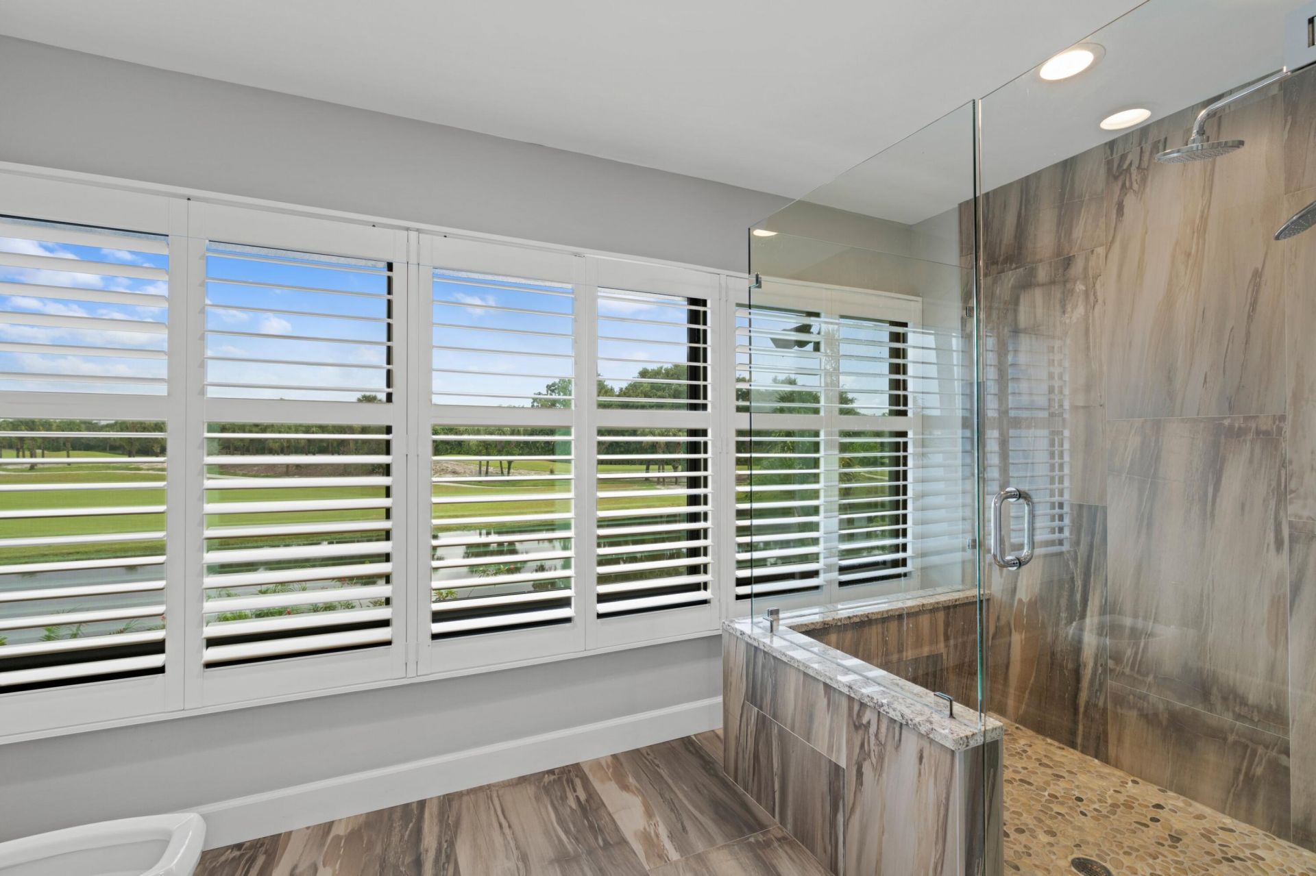 2435 Presidential Way, Unit G, West Palm Beach, FL 33401 Photo