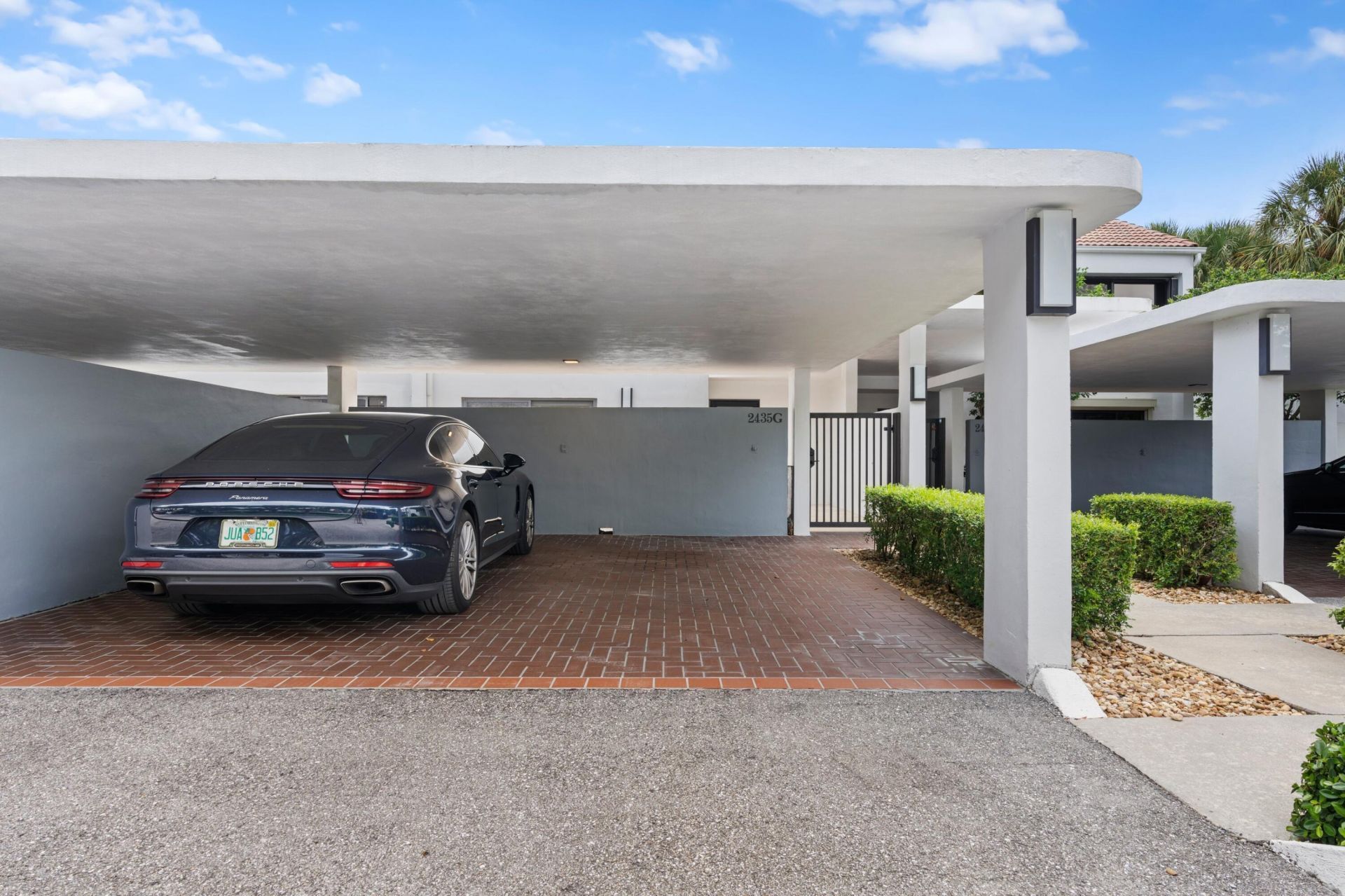 2435 Presidential Way, Unit G, West Palm Beach, FL 33401 Photo