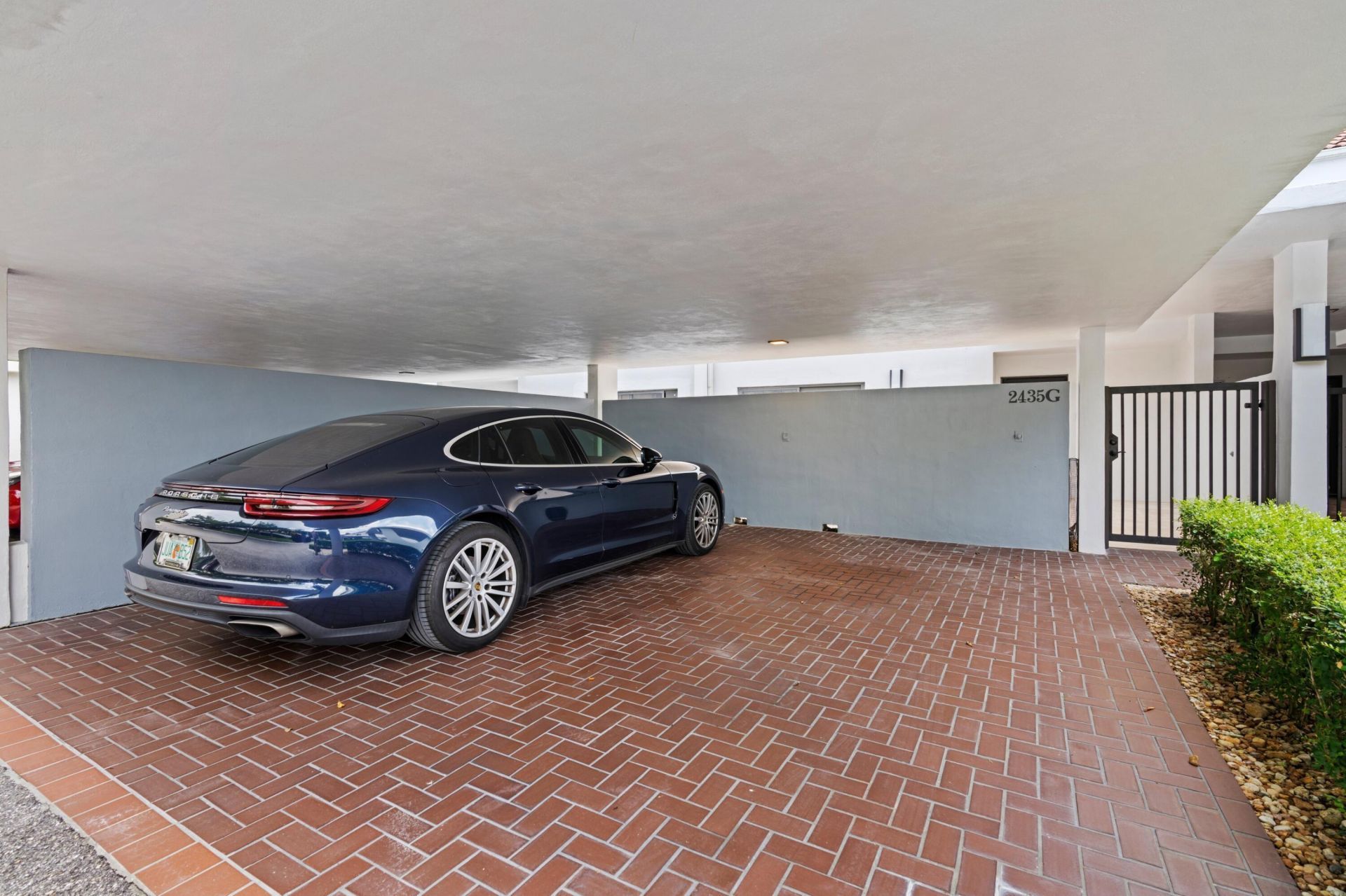 2435 Presidential Way, Unit G, West Palm Beach, FL 33401 Photo