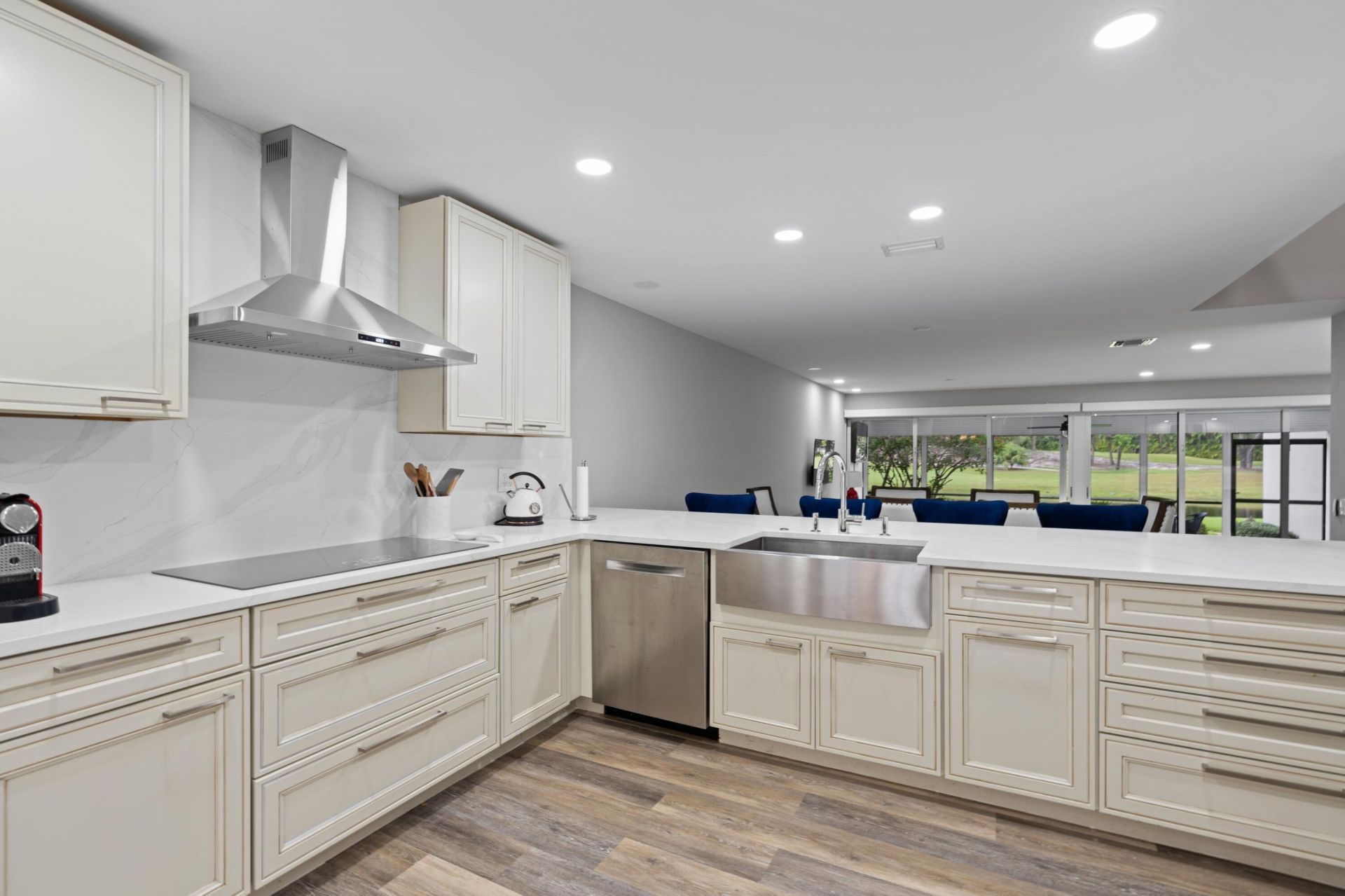 2435 Presidential Way, Unit G, West Palm Beach, FL 33401 Photo
