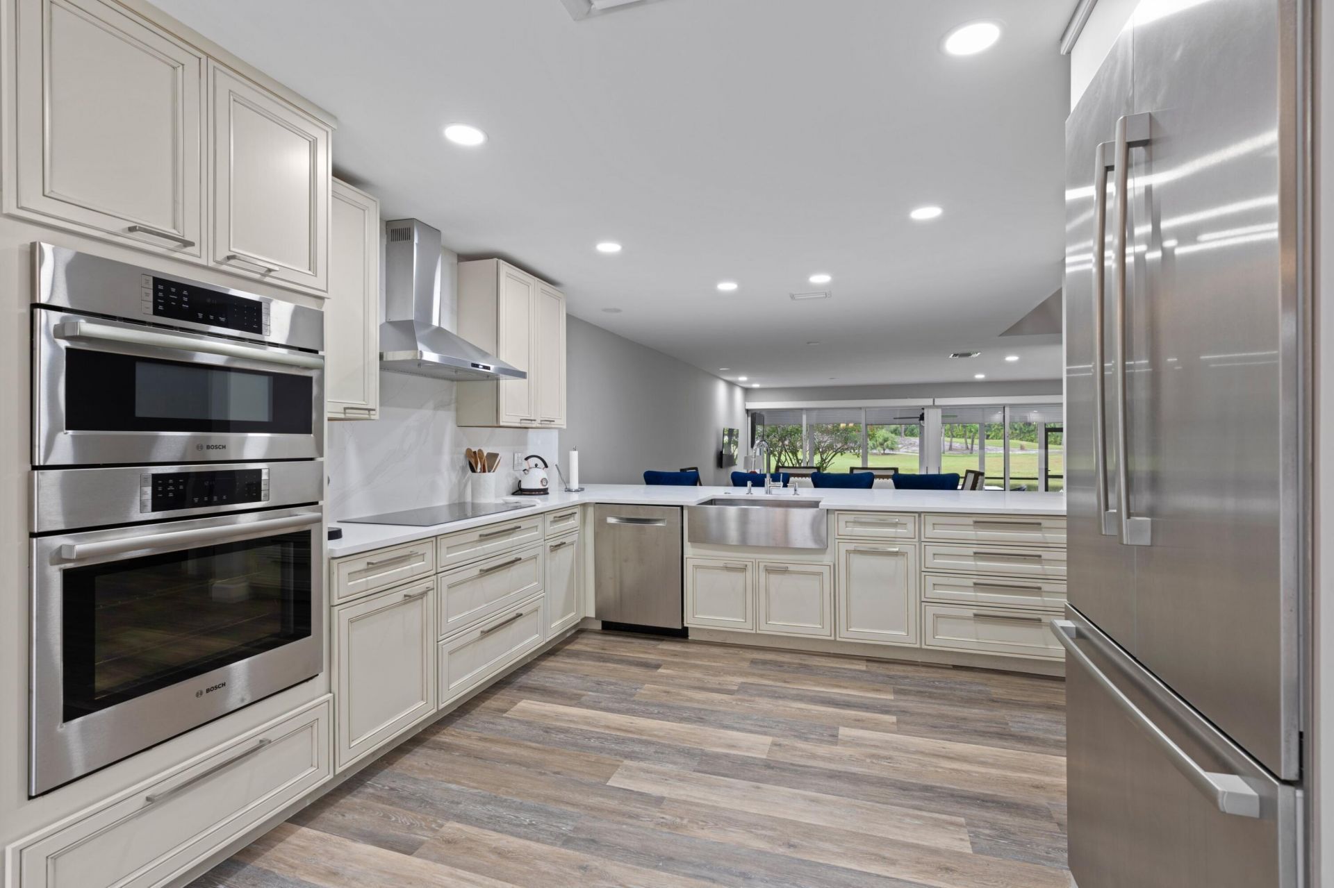 2435 Presidential Way, Unit G, West Palm Beach, FL 33401 Photo