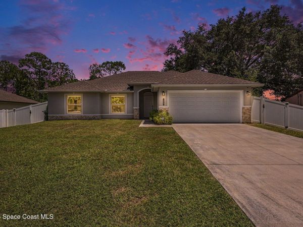 1257 Theresa Street SE , Palm Bay, FL 32909